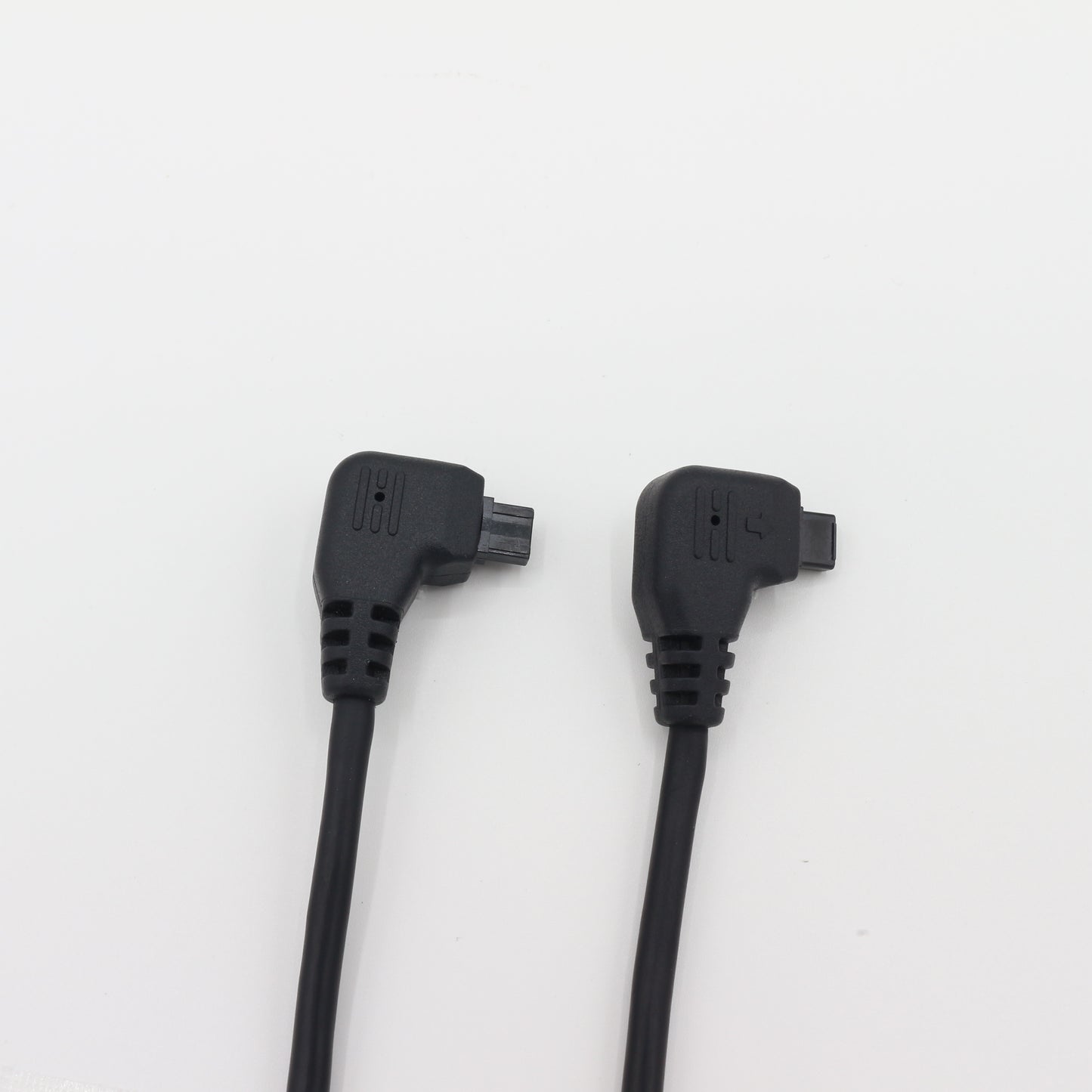 バッテリーケーブル